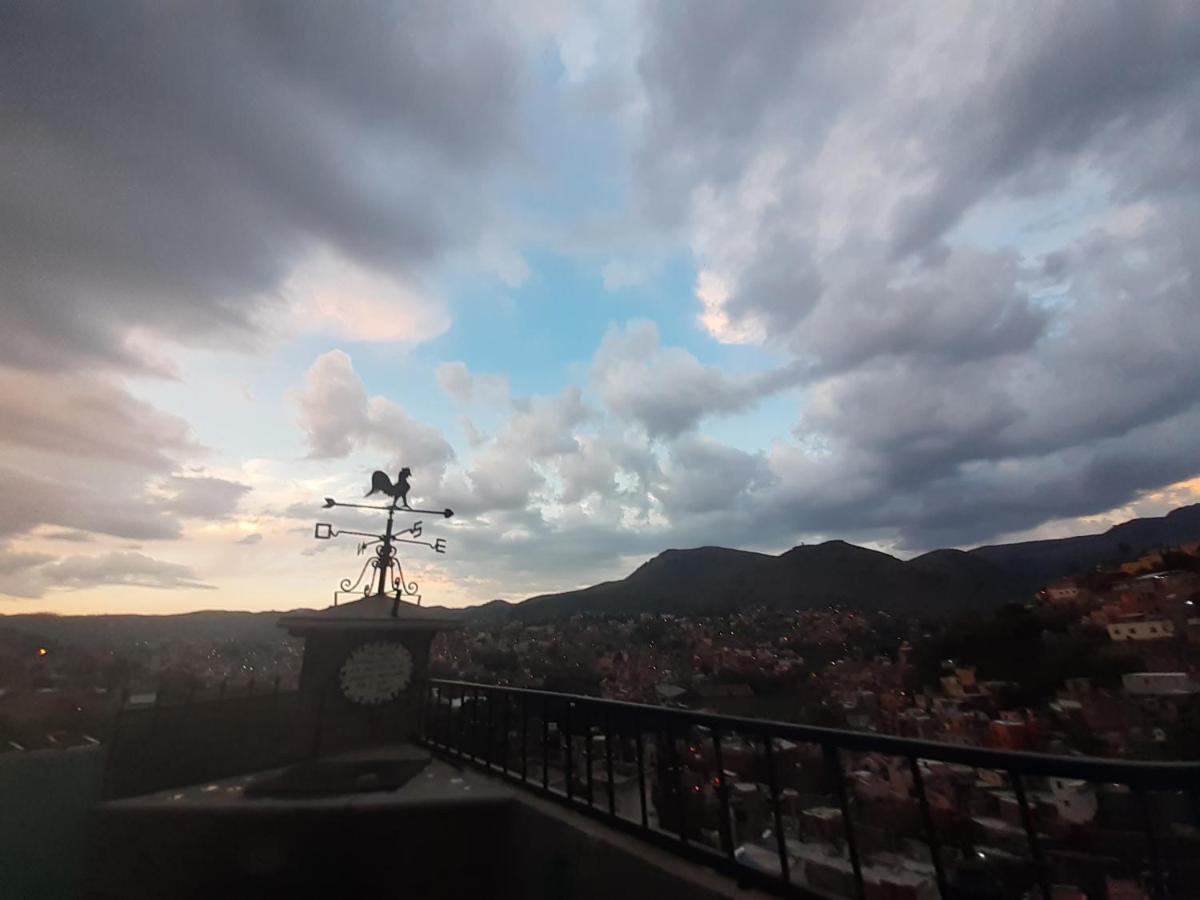 גואנאחואטו Hostal Casa De Dante מראה חיצוני תמונה